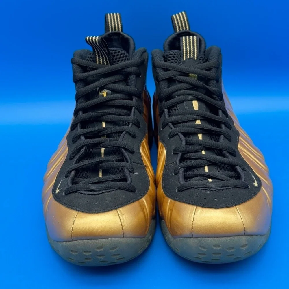 Nike Air Foamposite One Metallic Gold 314996-701 Size 11